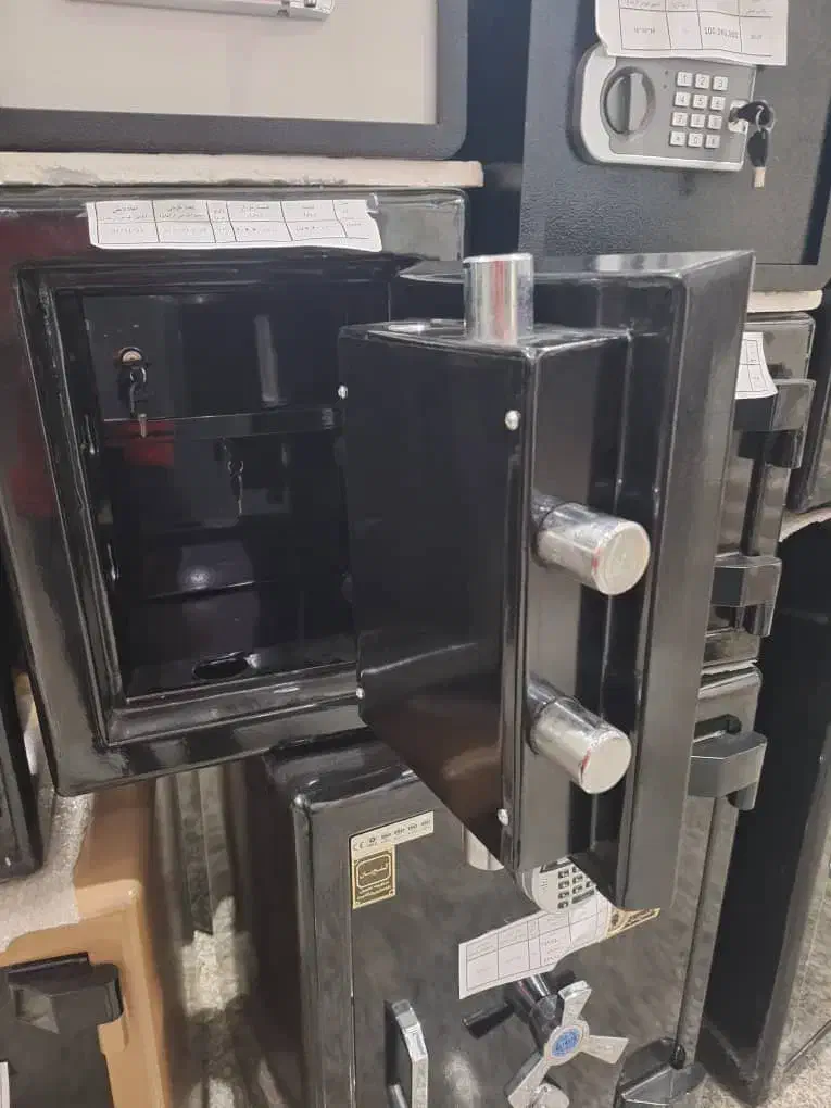 گاوصندوق تولید و پخش|ابزارآلات|اصفهان, مفتح|دیوار