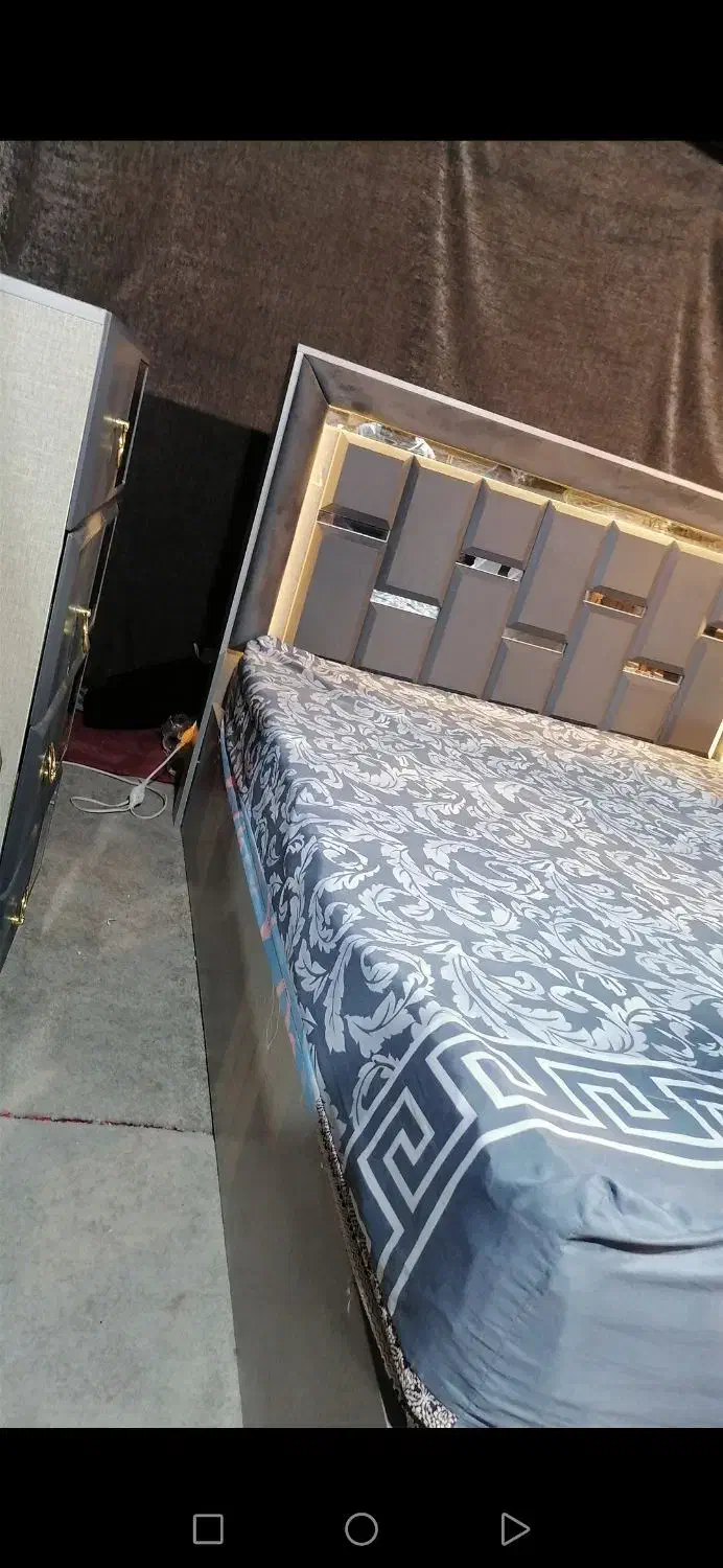 سرویس خواب درحد نو|تخت و سرویس خواب|جیرفت, |دیوار