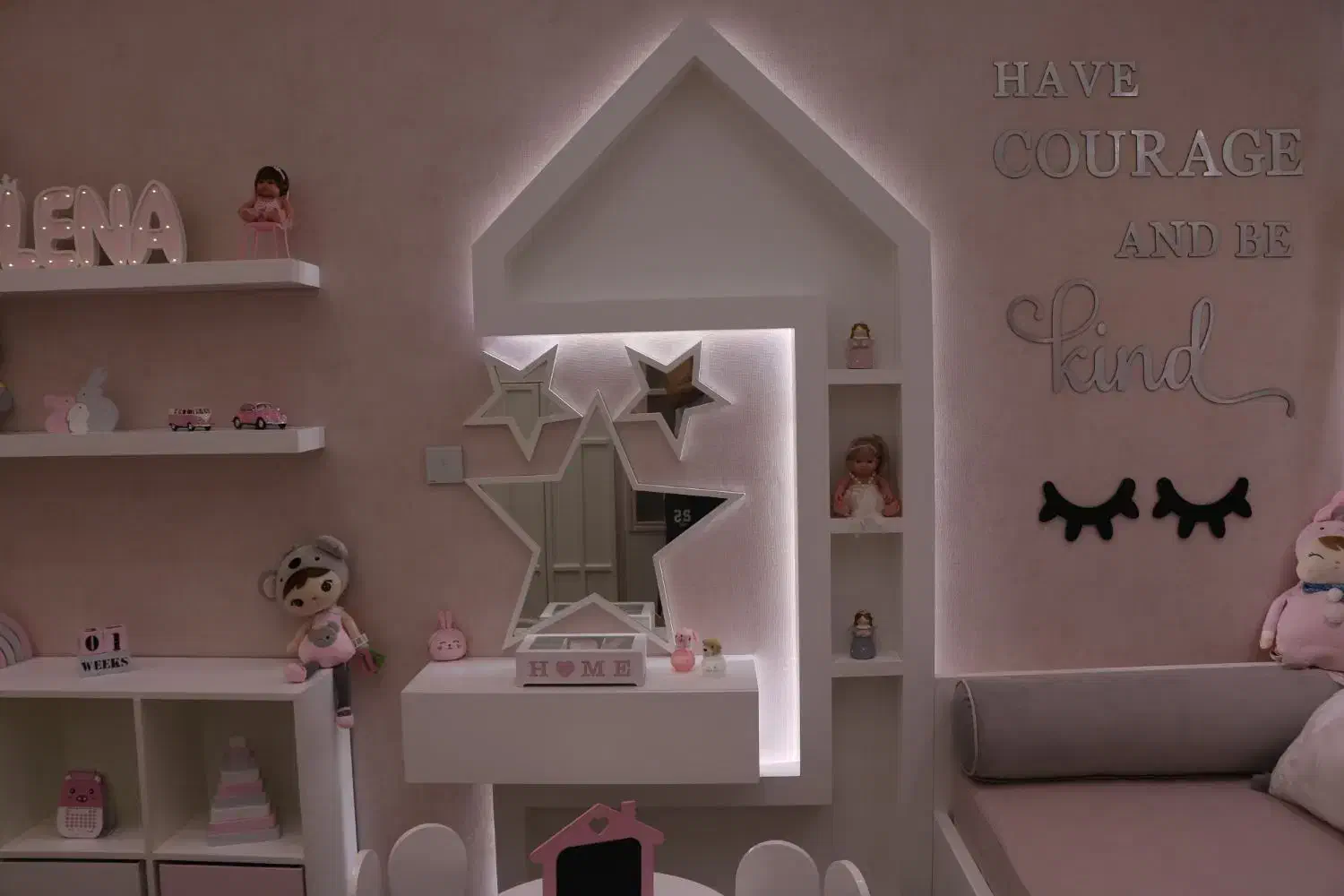 میز آرایش کودک فانتزی|اسباب و اثاث بچه|قم, سالاریه|دیوار