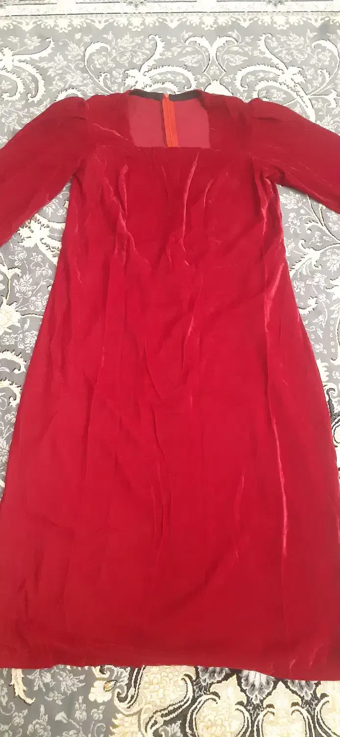 پیرهن قرمز یلدایی|لباس|اردبیل, |دیوار