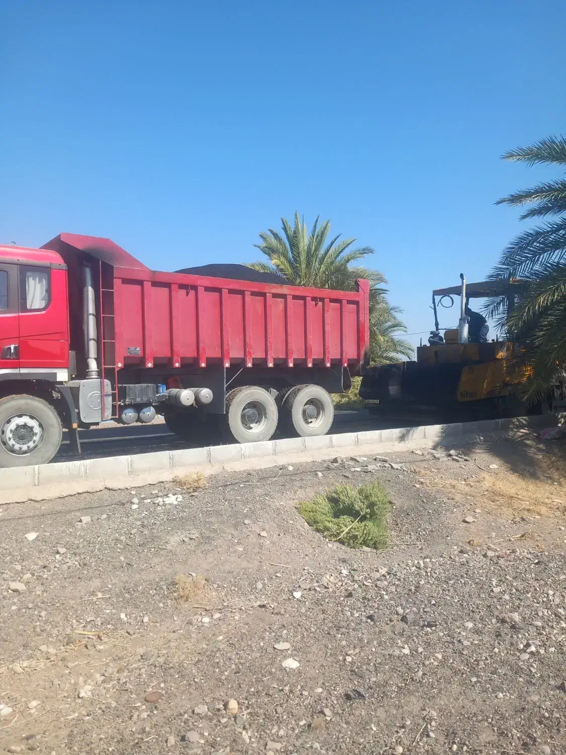 راننده پایه یک بامدرک برای کاربازیرمایلر|استخدام حمل و نقل|ارزوئیه, |دیوار