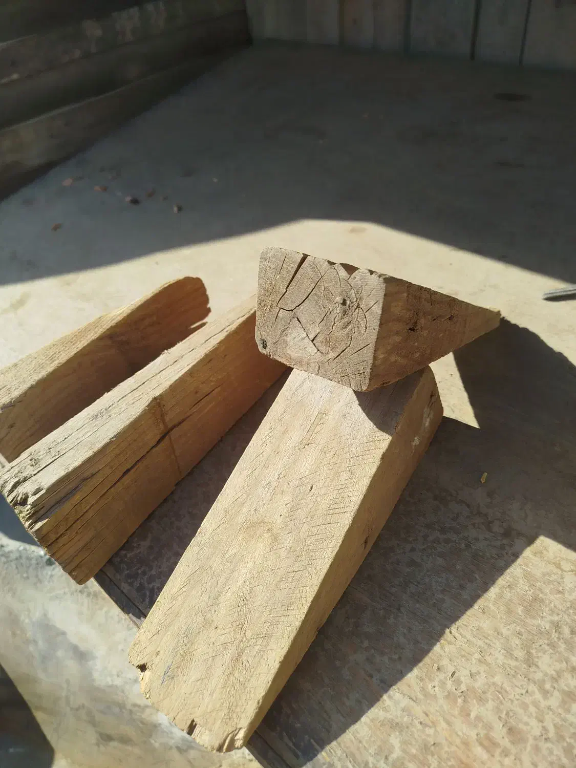 ۱۳۰۰ عددگوه چوبی|مصالح و تجهیزات ساختمان|رباط‌کریم, شهرک صنعتی زواره‌ای|دیوار