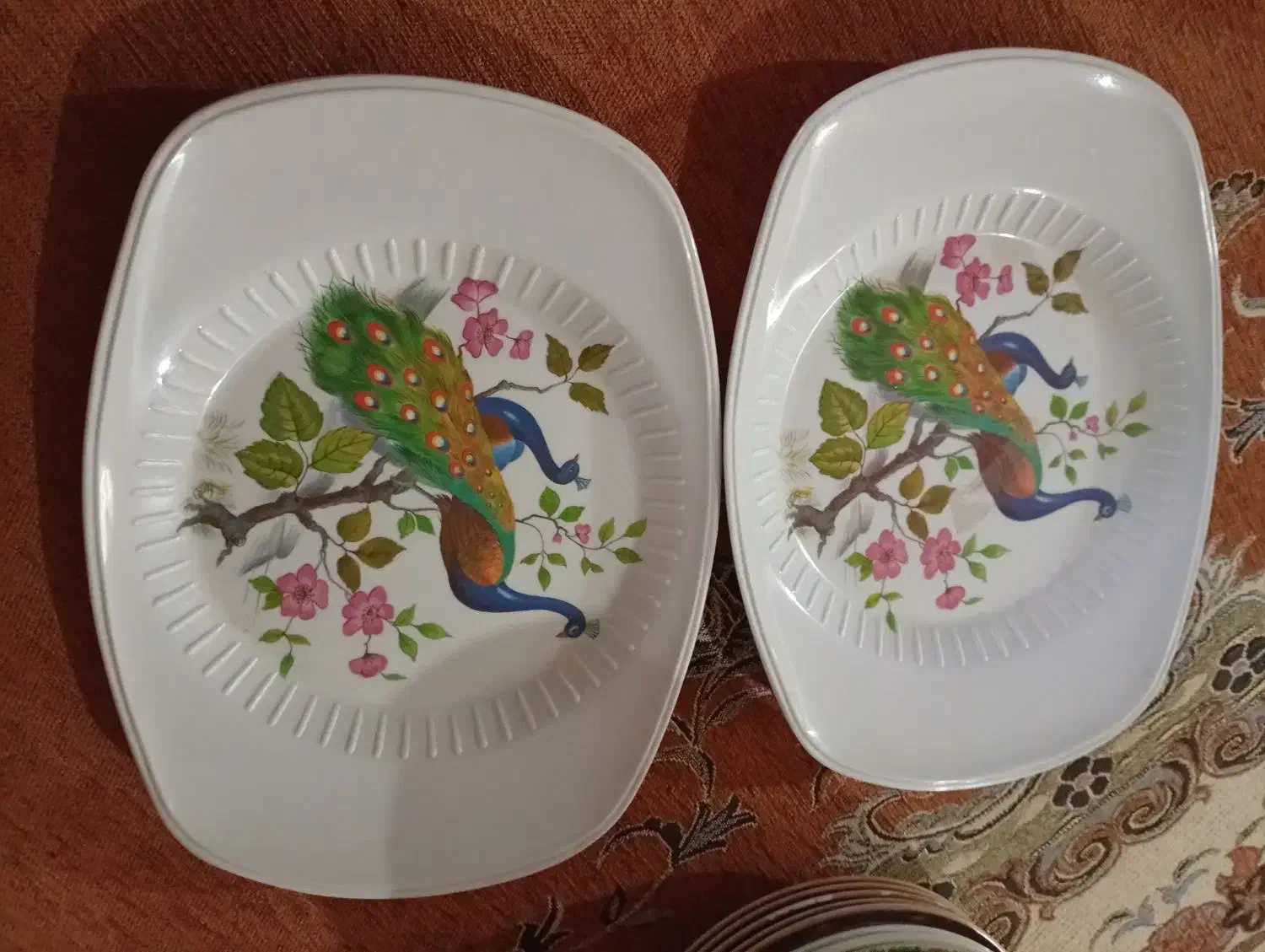 بشقاب ملامین به فروش میرسد|ظروف سرو و پذیرایی|خمینی‌شهر, |دیوار