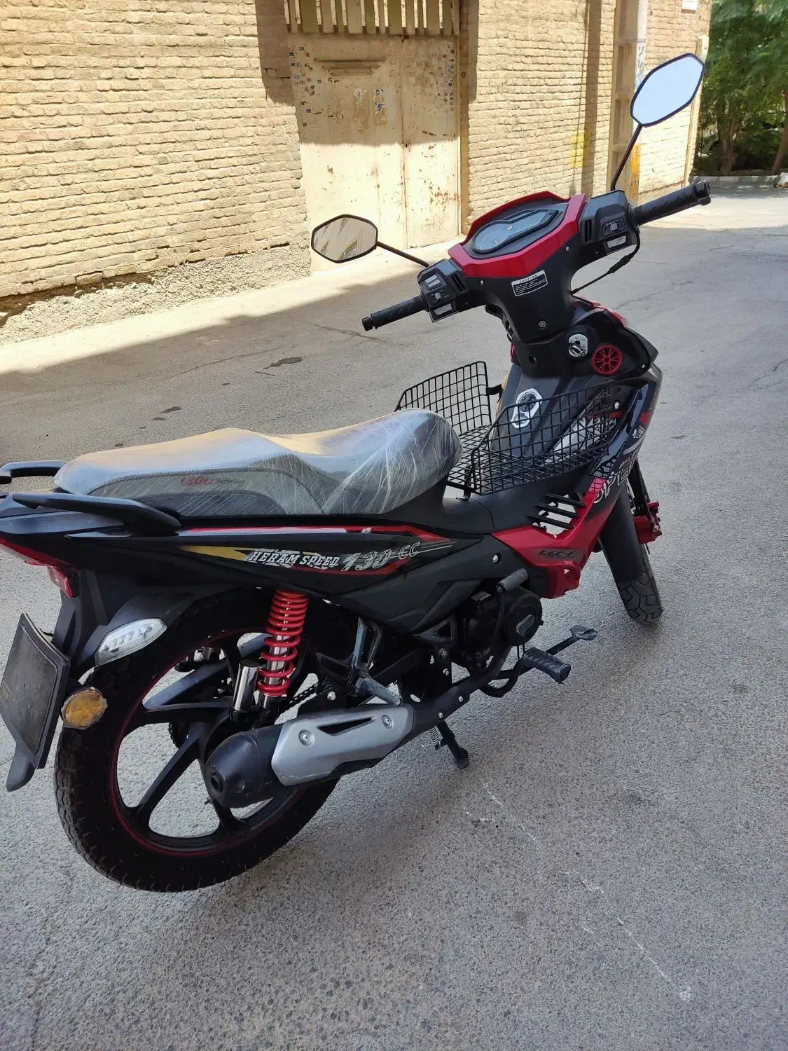 موتور بی کلاج هرم اسپید 1403|موتورسیکلت|اصفهان, خرم|دیوار