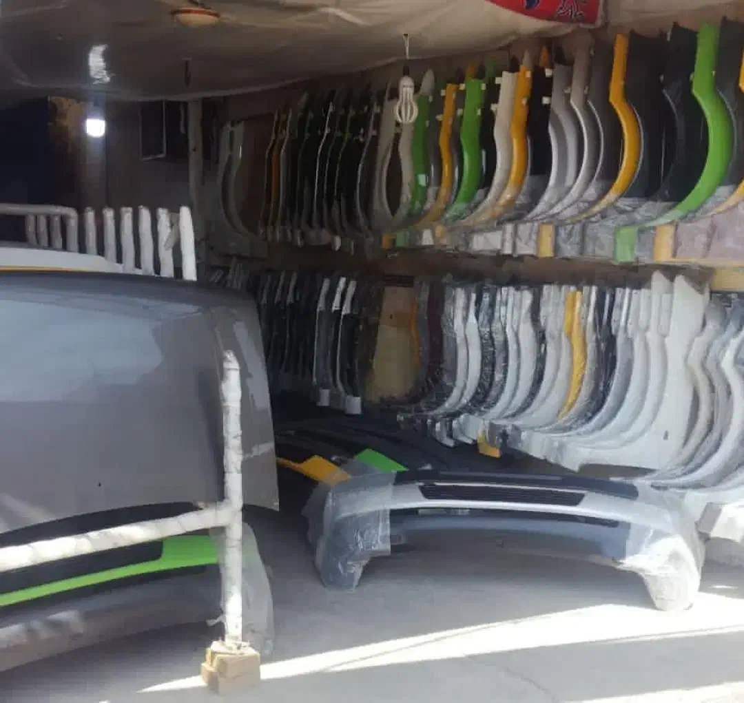 انبار بدنه خودرو رنگی کوره ای کاپوت )) کلگیر صپر|قطعات یدکی و لوازم جانبی|فردیس, شهرک اسکویی|دیوار