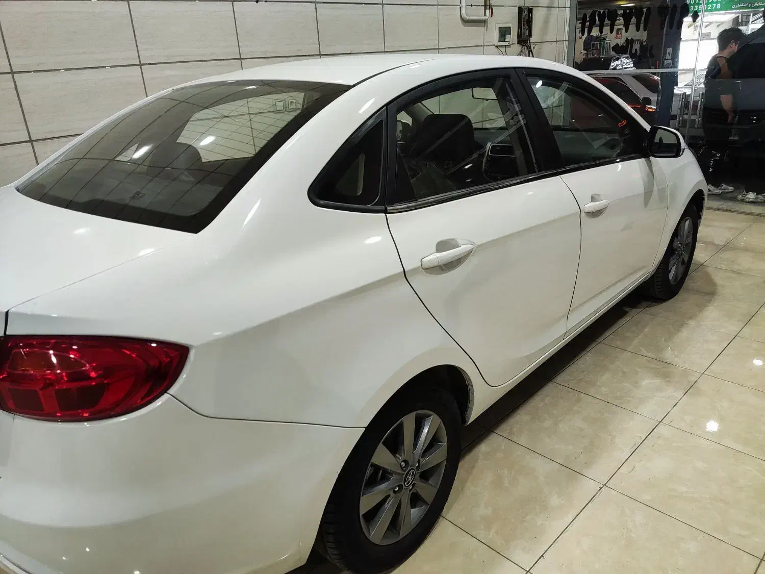 j4 مدل 403|خودرو سواری و وانت|فولادشهر, سایت صنعتی کاوه|دیوار