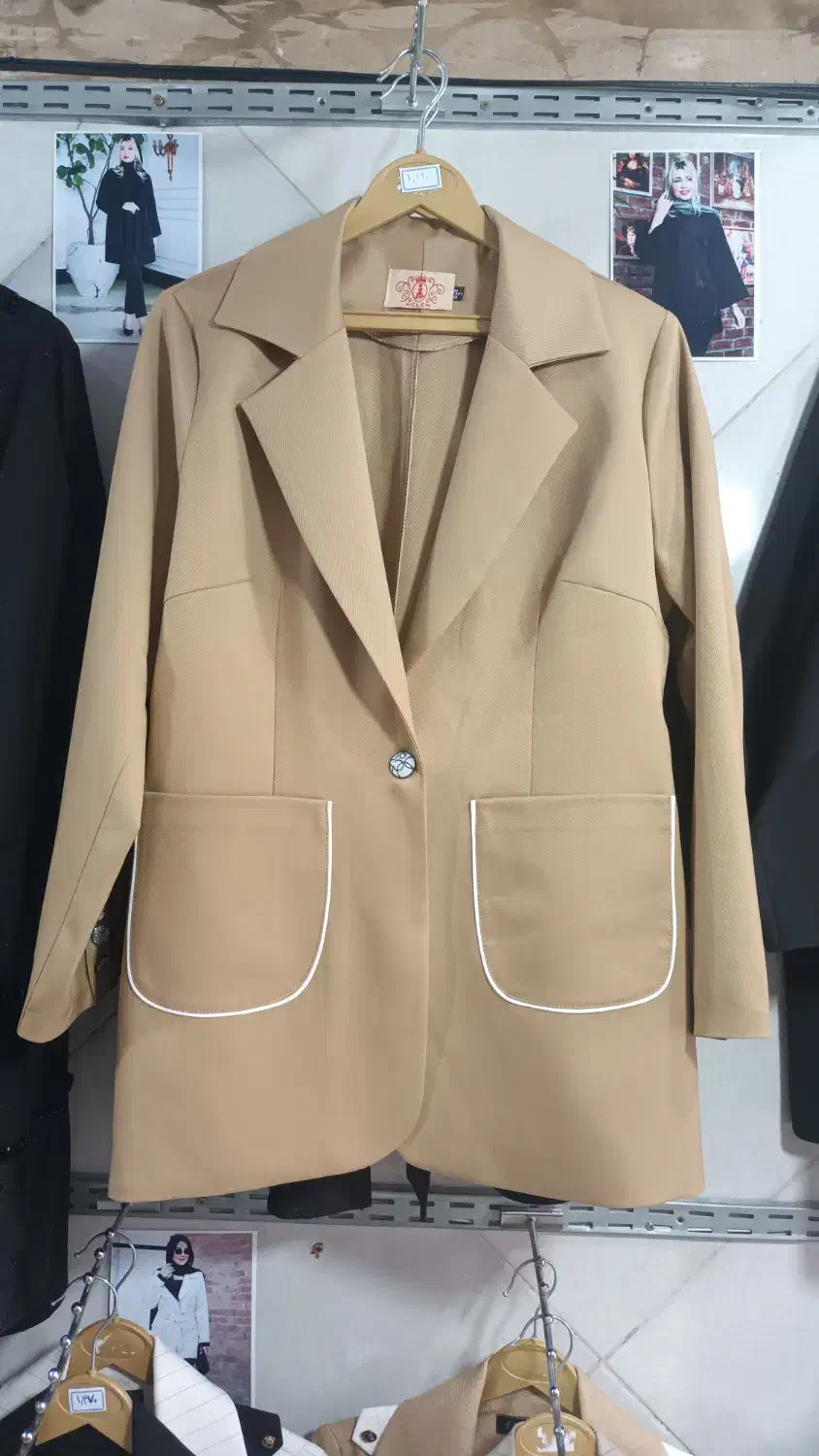 مانتو، کت، کاپشن، بلوز|لباس|قدس, شهر‌قدس|دیوار