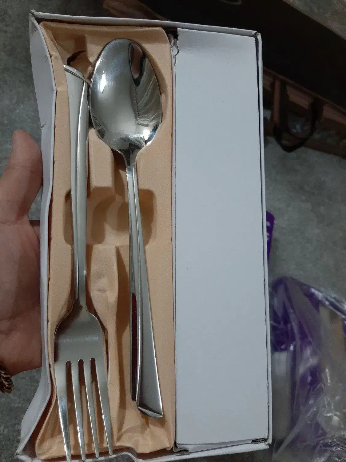 قاشق چنگال|ظروف سرو و پذیرایی|رشت, جانبازان|دیوار