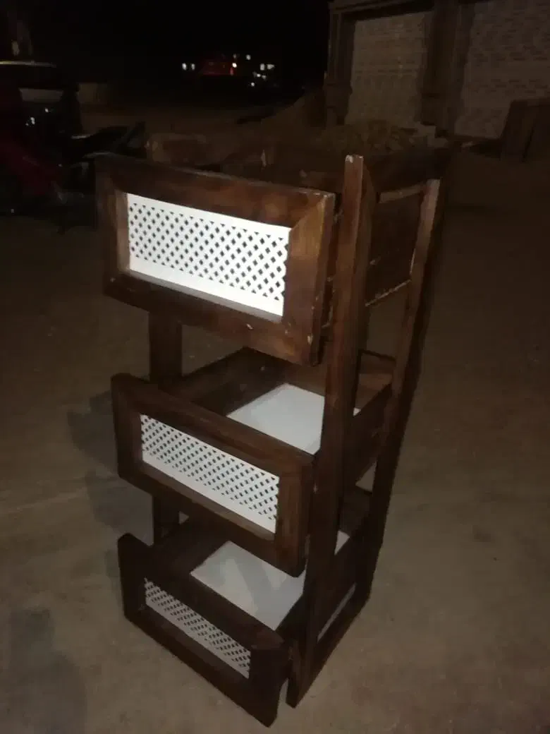 جا پیازی و جای دکور|کتابخانه، شلف، قفسه‌های دیواری|شیراز, گویم|دیوار