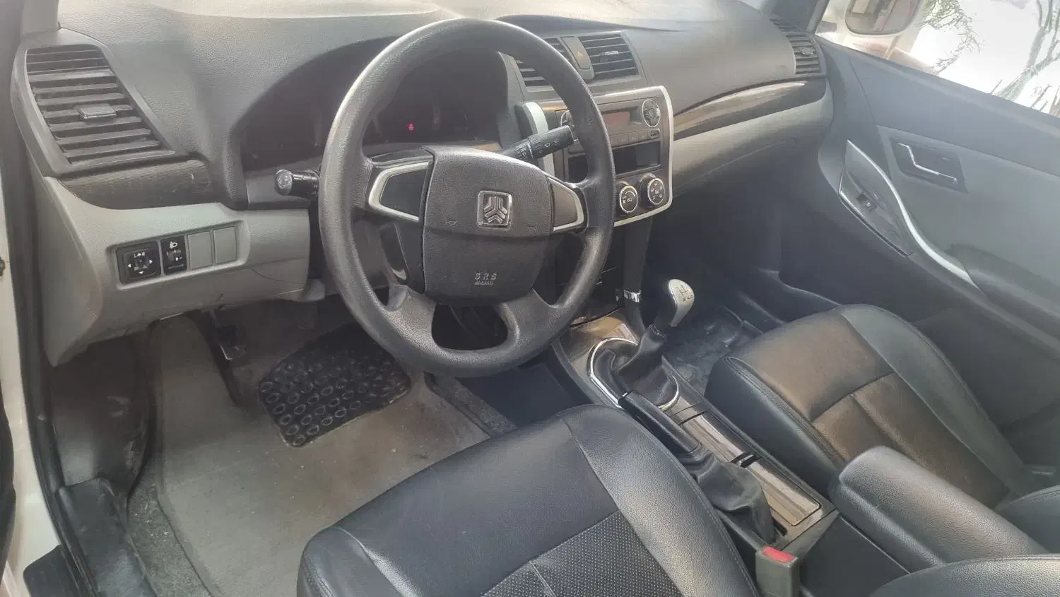 آریو مدل ۹۶|خودرو سواری و وانت|ارومیه, |دیوار