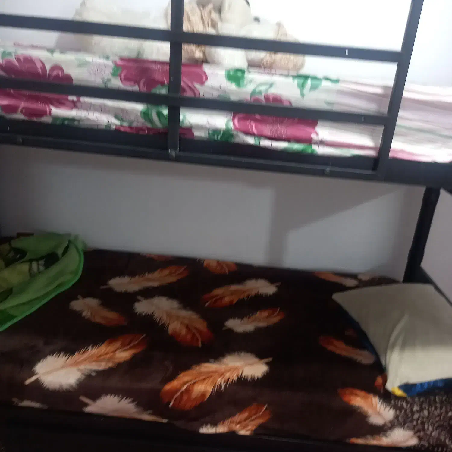 تخت خواب آهنی|تخت و سرویس خواب|تویسرکان, |دیوار