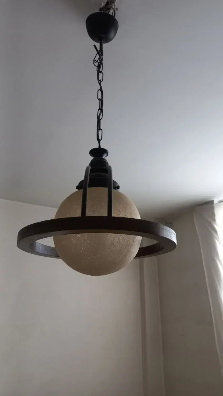 یک جفت لوستر چوبی با حباب و دیوارکوب کریستالی|لوستر و چراغ آویز|مشهد, هفت تیر (حافظ)|دیوار