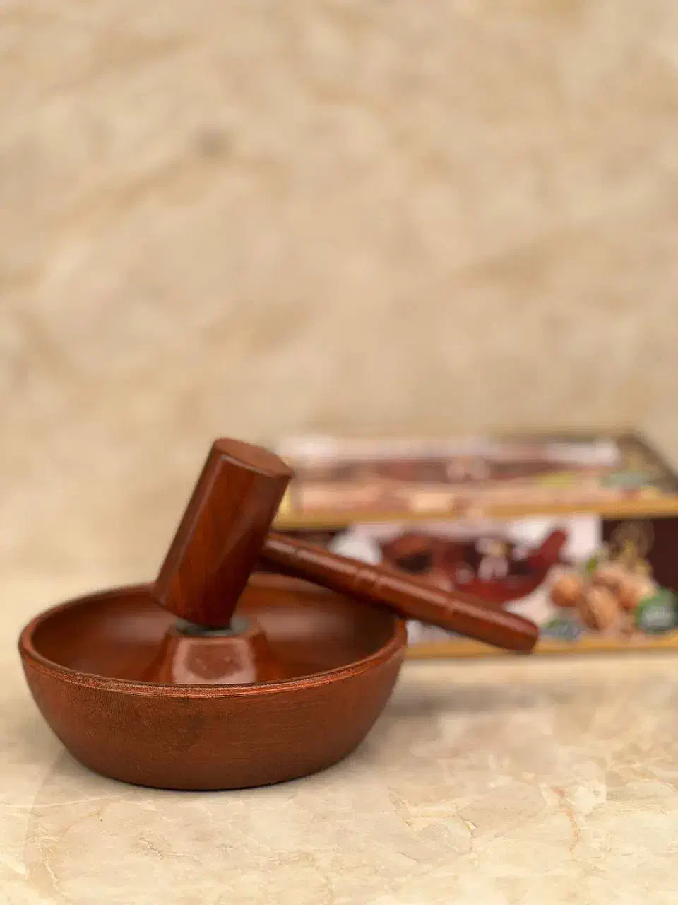 گردو شکن|ظروف پخت‌وپز|روانسر, |دیوار