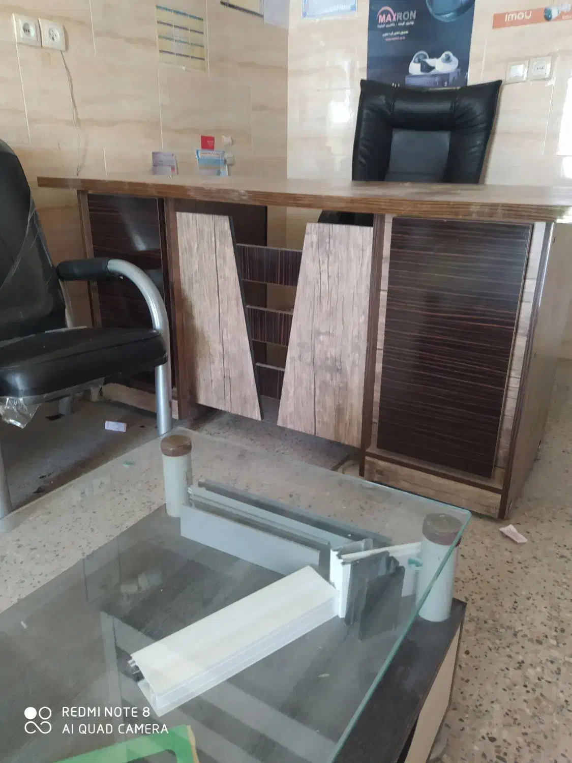 میز|میز تحریر و کامپیوتر|اهرم, |دیوار