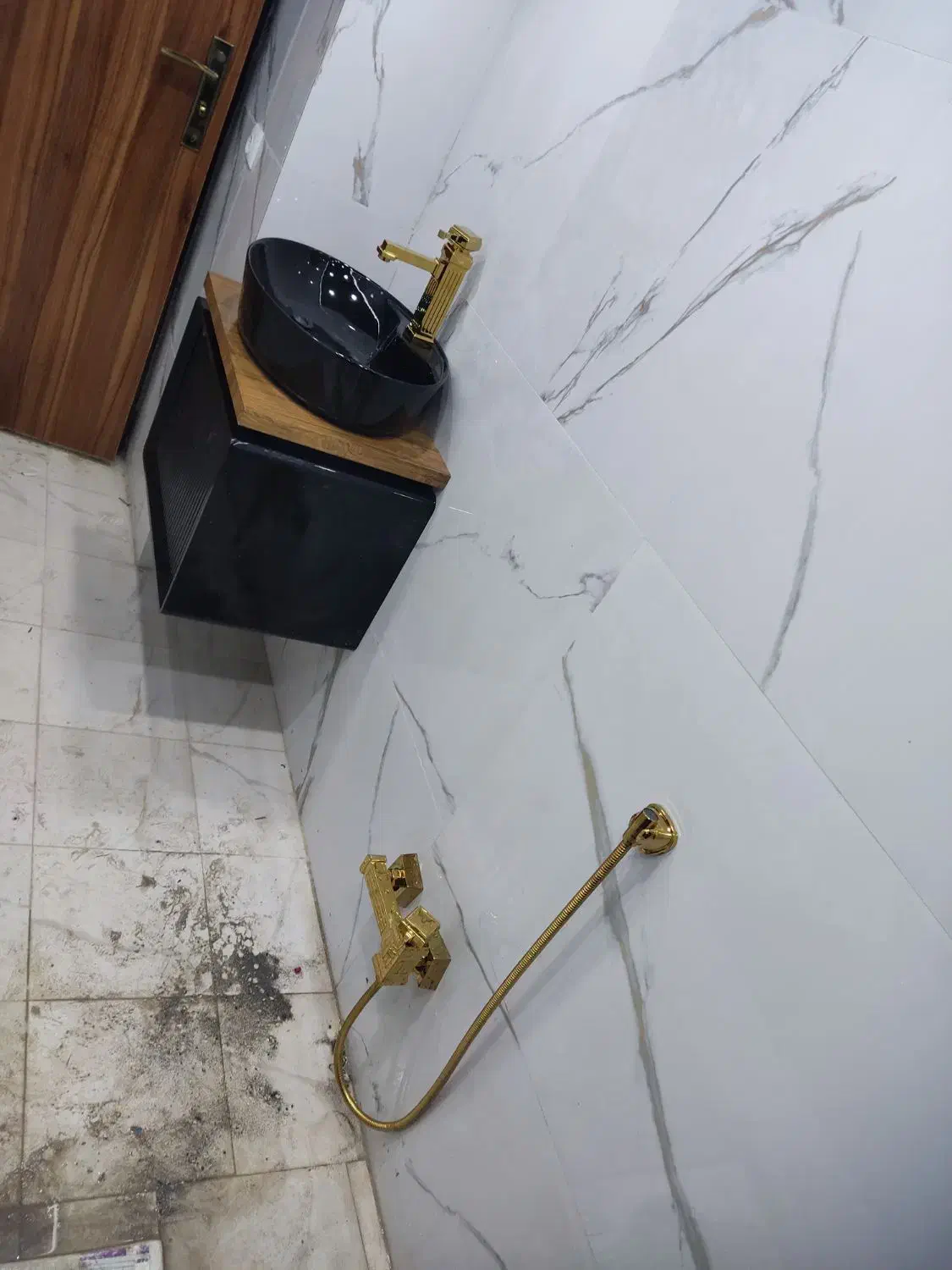 انجام کلیه امور تاسیسات|خدمات پیشه و مهارت|فولادشهر, سایت صنعتی کاوه|دیوار