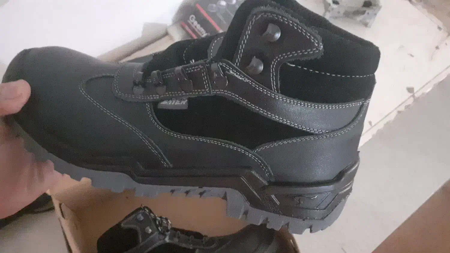 کفش ایمنی|کیف، کفش، کمربند|بندر ماهشهر, |دیوار