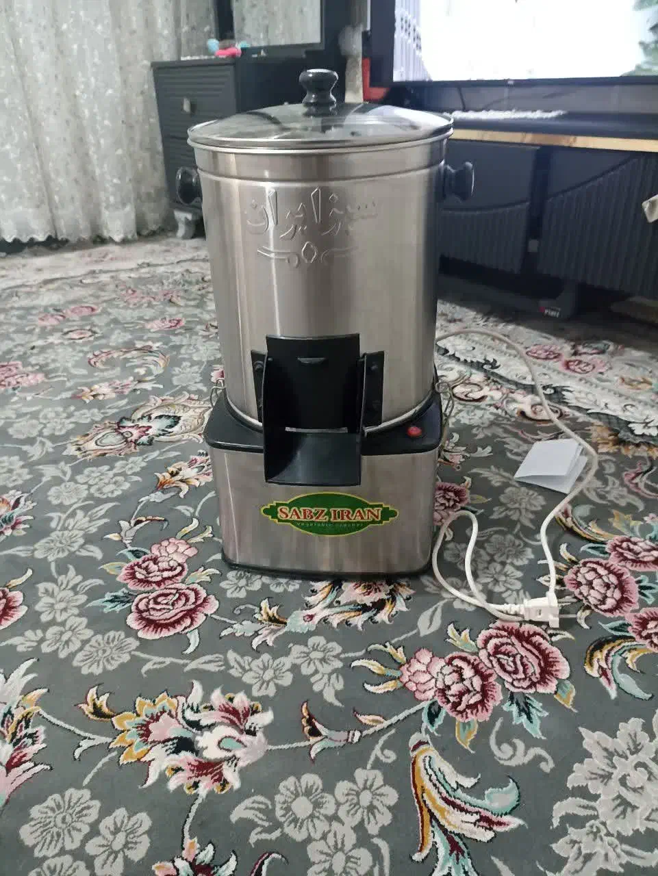 به دلیل مهاجرت|خردکن، آسیاب، غذاساز|قم, شهر قائم|دیوار