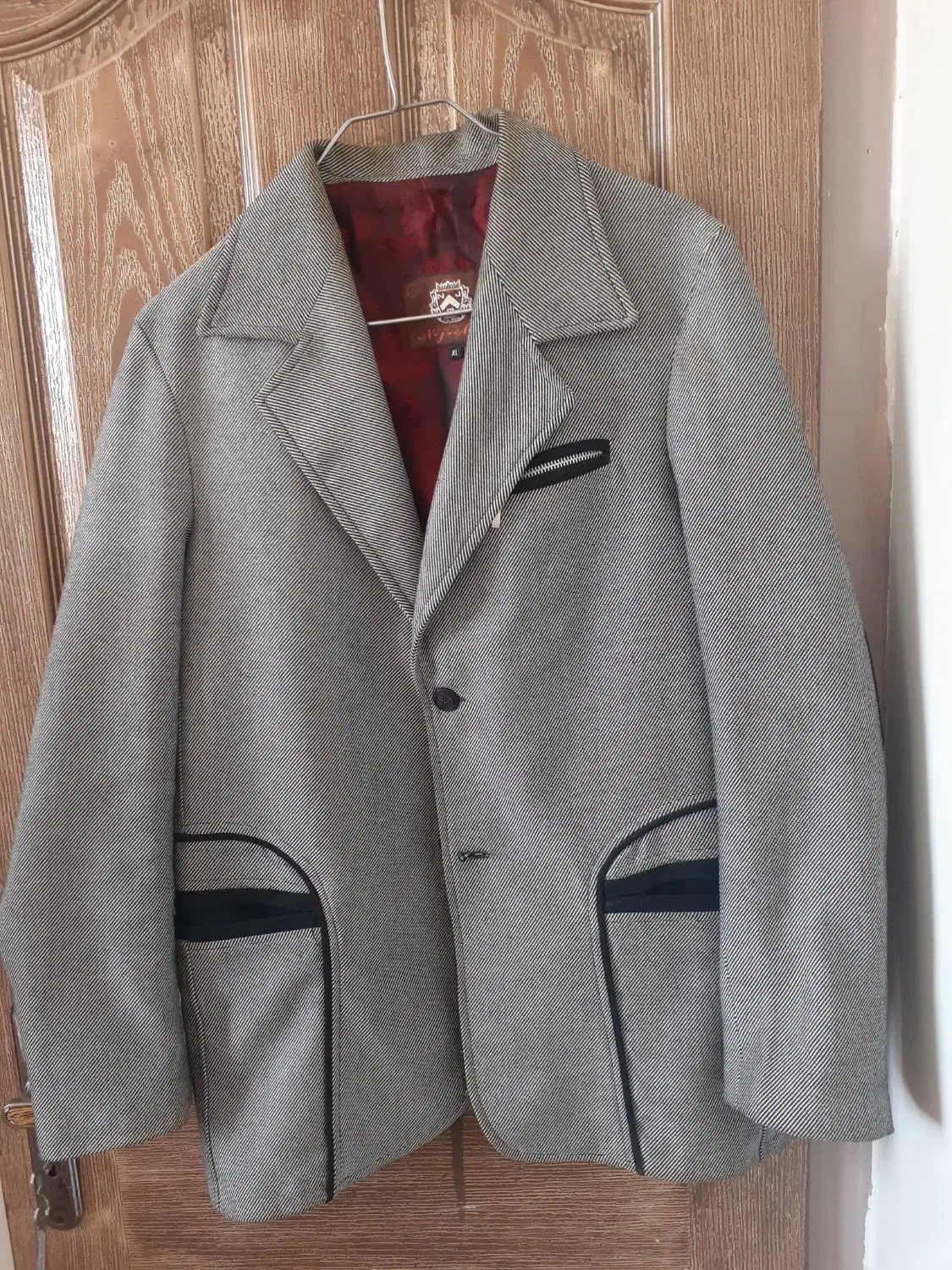 کت تکی|لباس|مرند, |دیوار