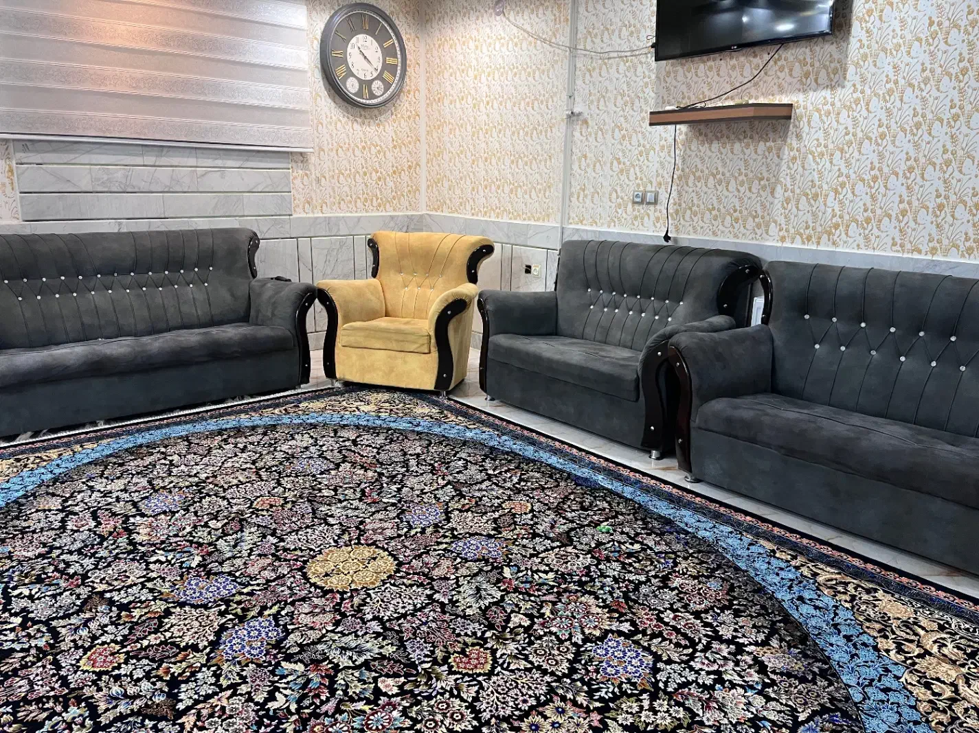 مبل دوزاده نفره|مبلمان خانگی و میز عسلی|داران, |دیوار