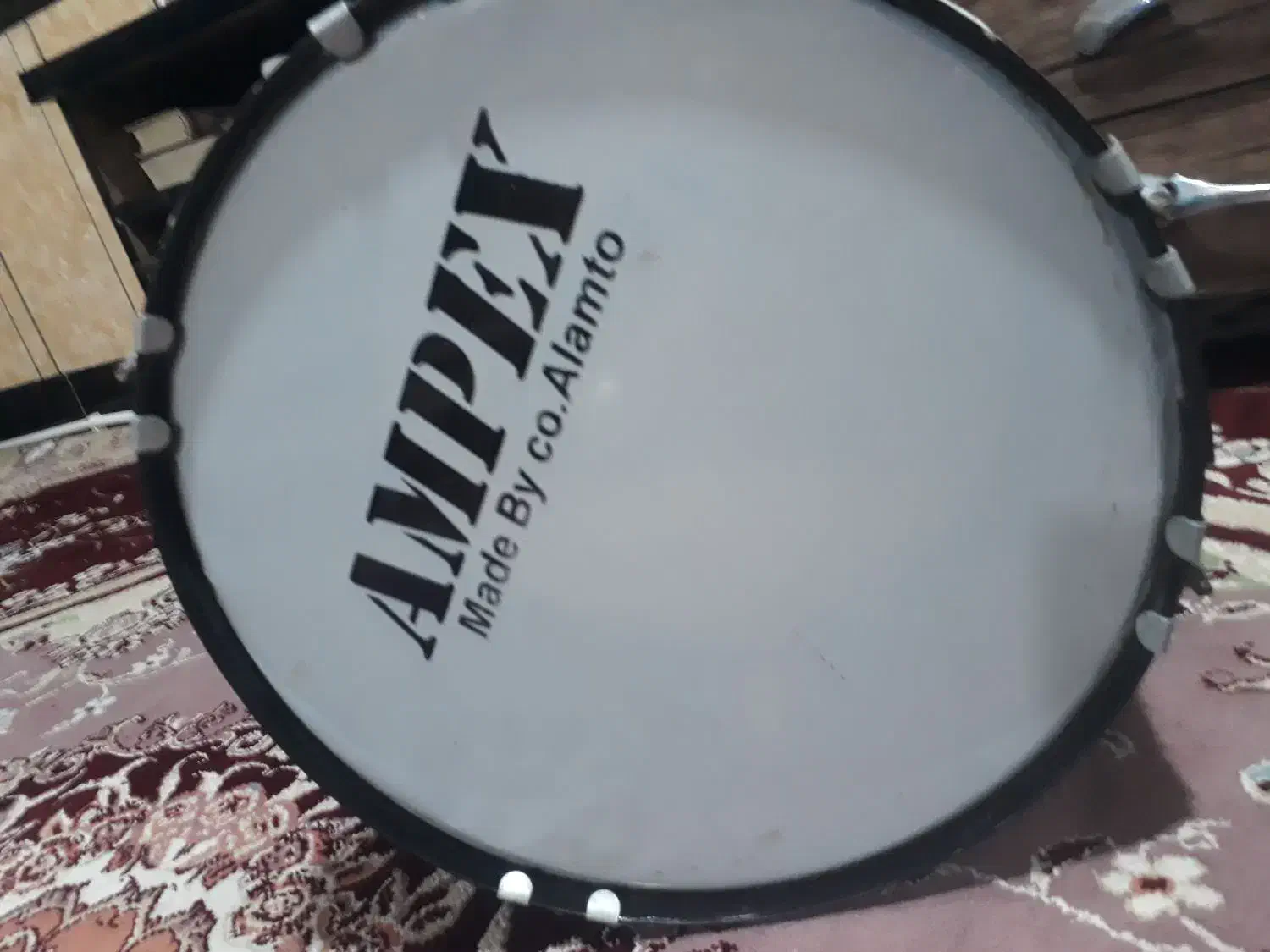 طبل محرم|درام و پرکاشن|خرم‌آباد, |دیوار