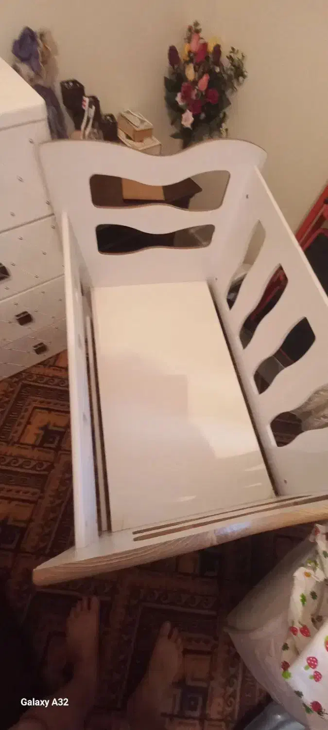 تخت خواب گهواره ای نوزاد (تخت بغل تخت مادر)|تخت و صندلی بچه|رشت, باهنر|دیوار