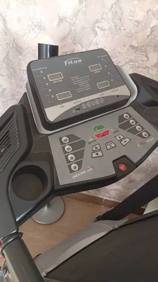 تردمیل برند تیتان فیتنس|تجهیزات ورزشی|رشت, لاکان|دیوار