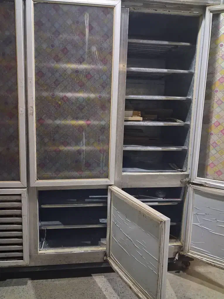 فریزر ایستاده شش درب بزرگ|فروشگاه و مغازه|اهواز, شهرک برق|دیوار