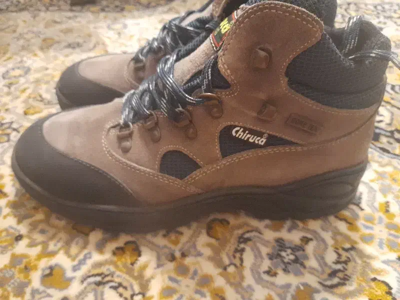 نیم بوت کفش ترکینگ|کیف، کفش، کمربند|کرج, شهرک آسمان|دیوار