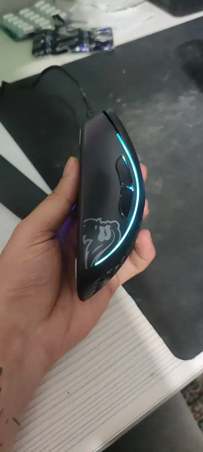 موس گلوریس D + موس پد اشانتیون Logitech|قطعات و لوازم جانبی رایانه|اهواز, کوی شاهد|دیوار