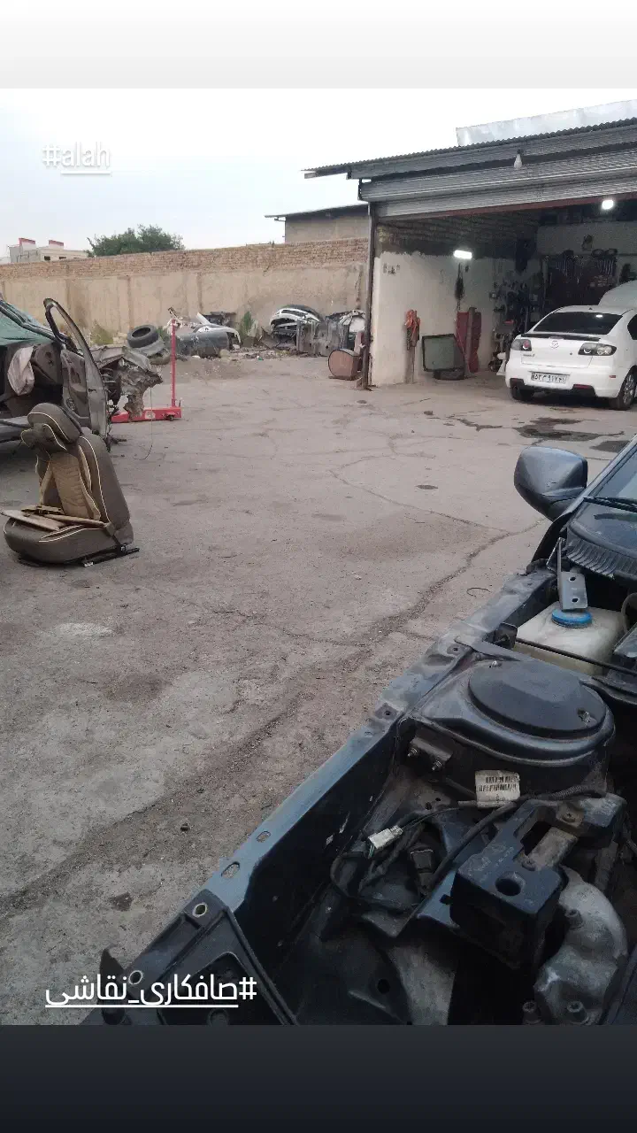 نیازمند شاگرد صافکاری چه وارد چه مبتدی|استخدام صنعتی، فنی، مهندسی|بروجرد, |دیوار