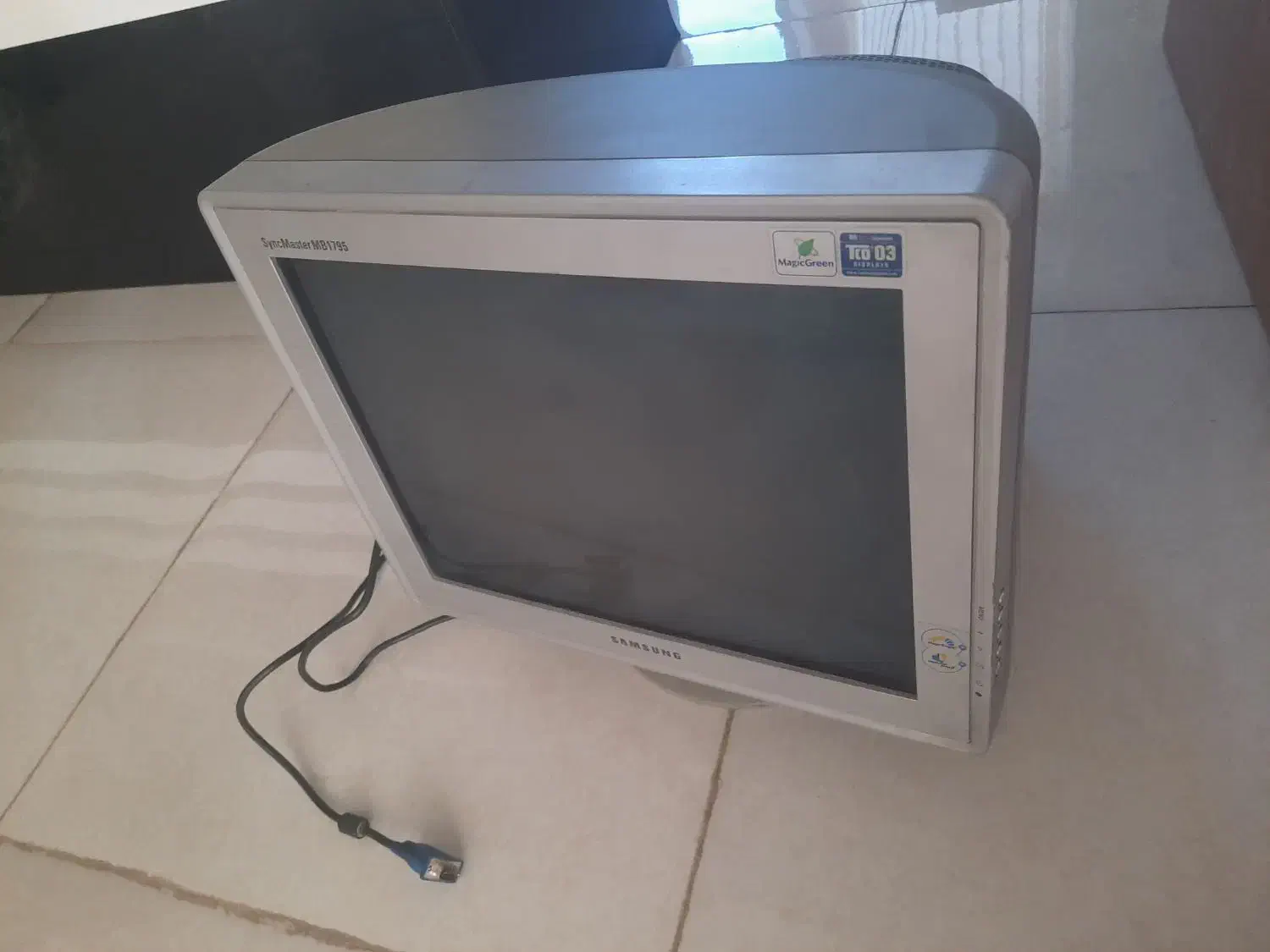 کامپیوتر قدیمی بدون هارد به فروش می‌رسد|رایانه رومیزی|صدرا-فارس, فاز ۱|دیوار