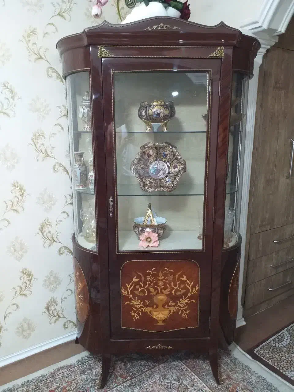 گنجه|بوفه، ویترین، کنسول|مشهد, کارمندان دوم|دیوار