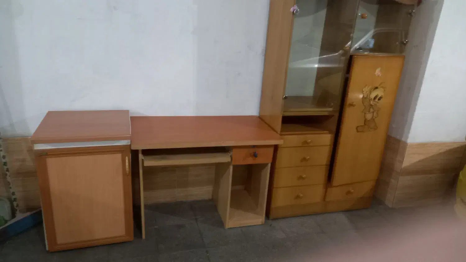 کمد چوبی|جاکفشی، کمد، دراور|تبریز, |دیوار