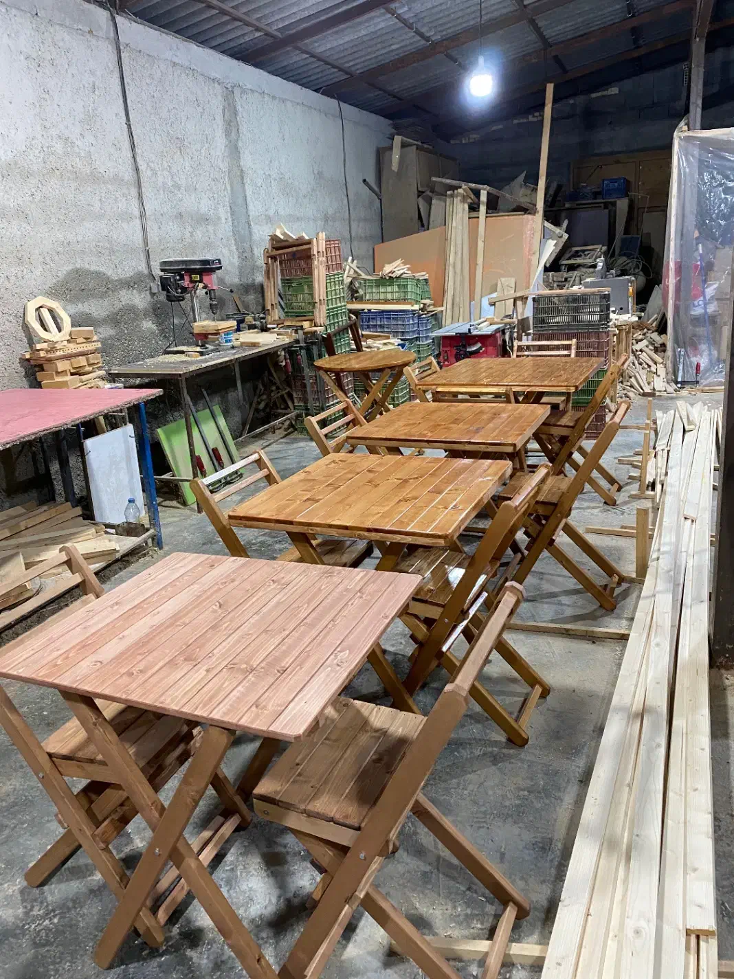 نیازمند استخدام کارگر نجاری|استخدام صنعتی، فنی، مهندسی|رامسر, |دیوار