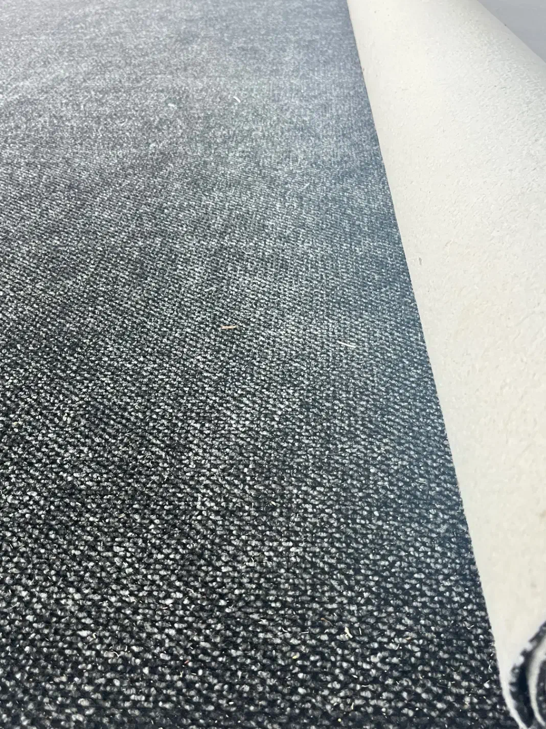 موکت پرادا دست دوم ظریف مصور طوسی مشکی|موکت|تهران, نمایشگاه بین المللی|دیوار