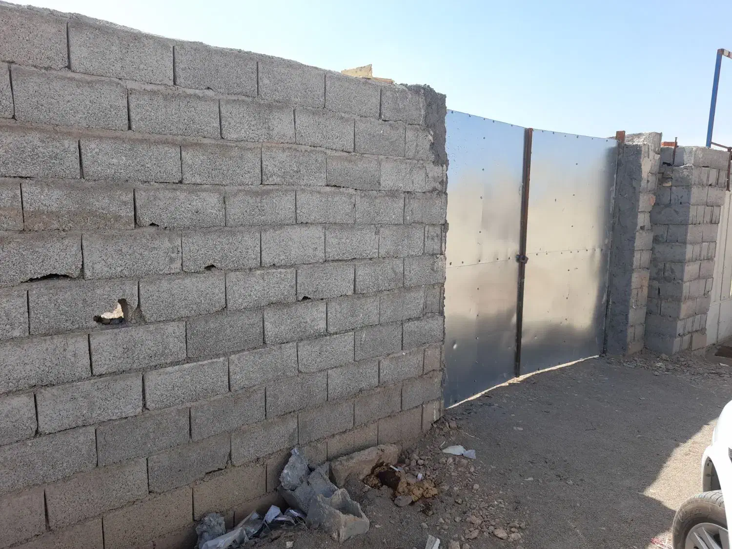 اجاره زمین محصور جهت انبار|اجارهٔ دفتر صنعتی، کشاورزی، تجاری|شاهینشهر, حاجی آباد|دیوار