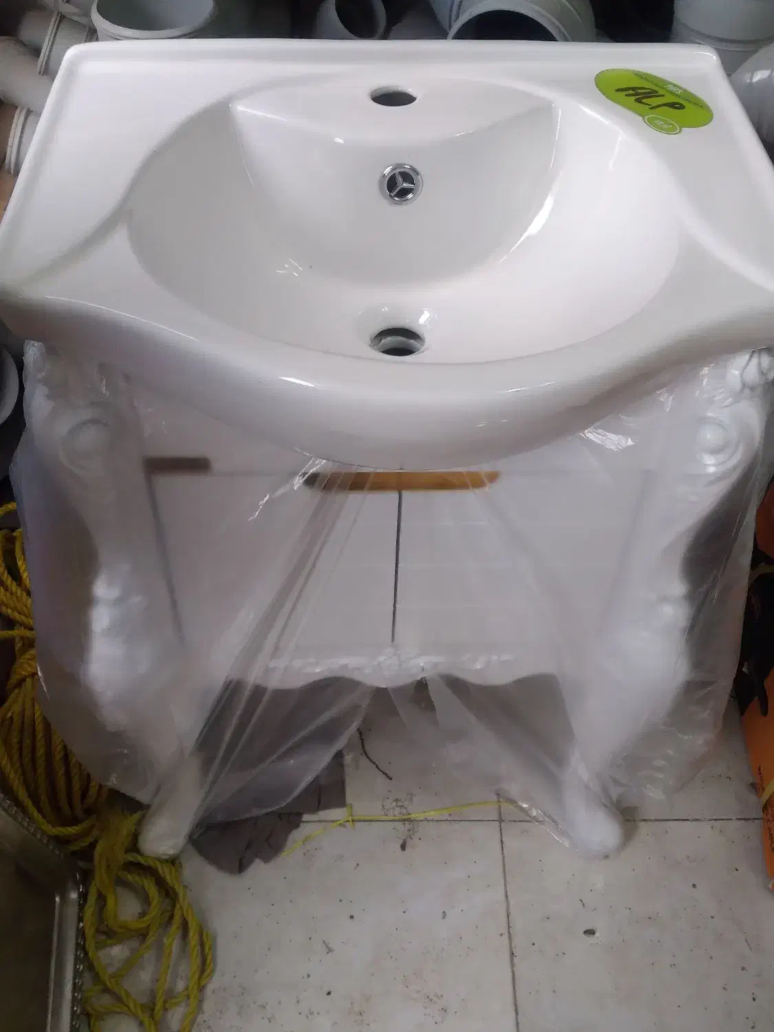 روشویی نو|لوازم سرویس بهداشتی|اردبیل, |دیوار