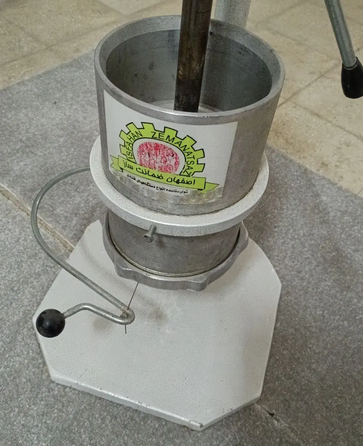 دستگاه بامیه زن دستی|ماشین‌آلات صنعتی|آران و بیدگل, |دیوار