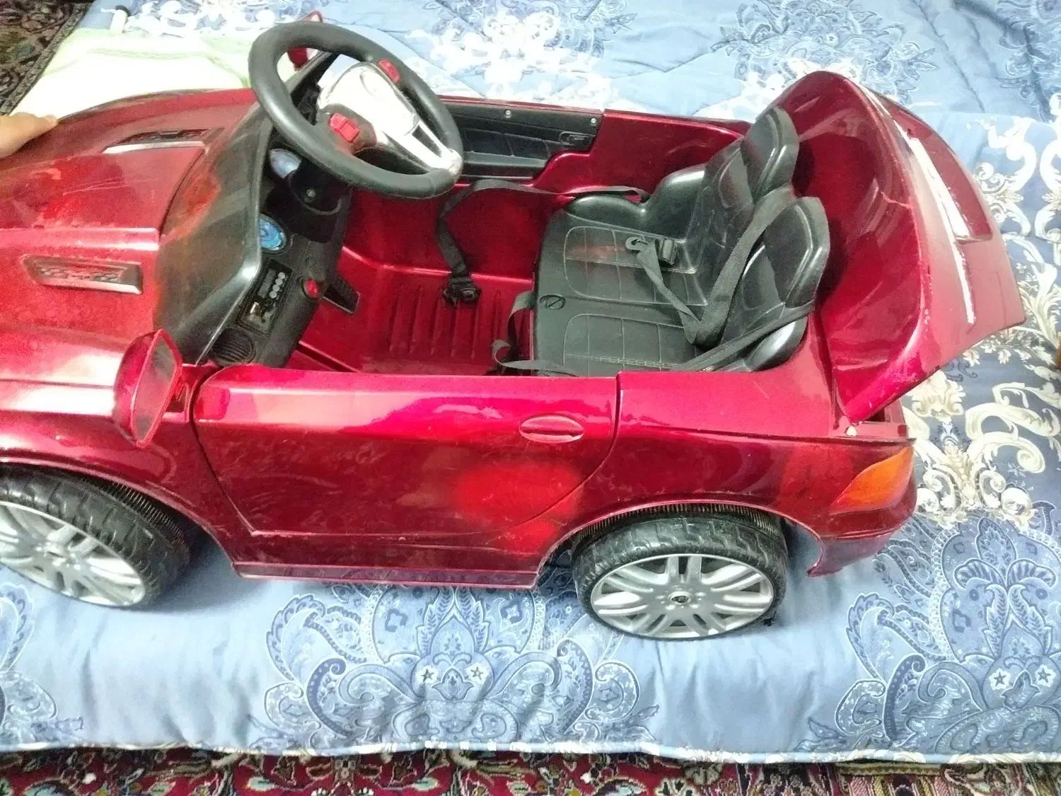 ماشین شارژی و دوچرخه|اسباببازی بچه|شیروان (خراسان), |دیوار