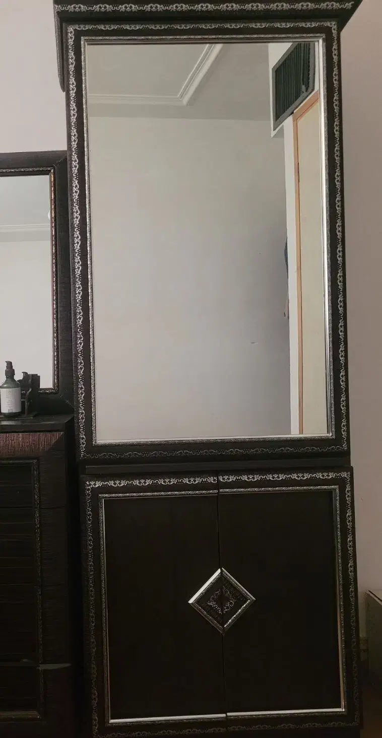 جاکفشی و چوب لباسی کاملا نو|جاکفشی، کمد، دراور|شازند, |دیوار