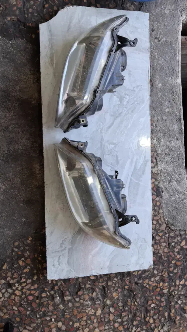 فروش انواع چراغ های خودرو جلو و عقب|قطعات یدکی و لوازم جانبی|رشت, احمد گوراب|دیوار