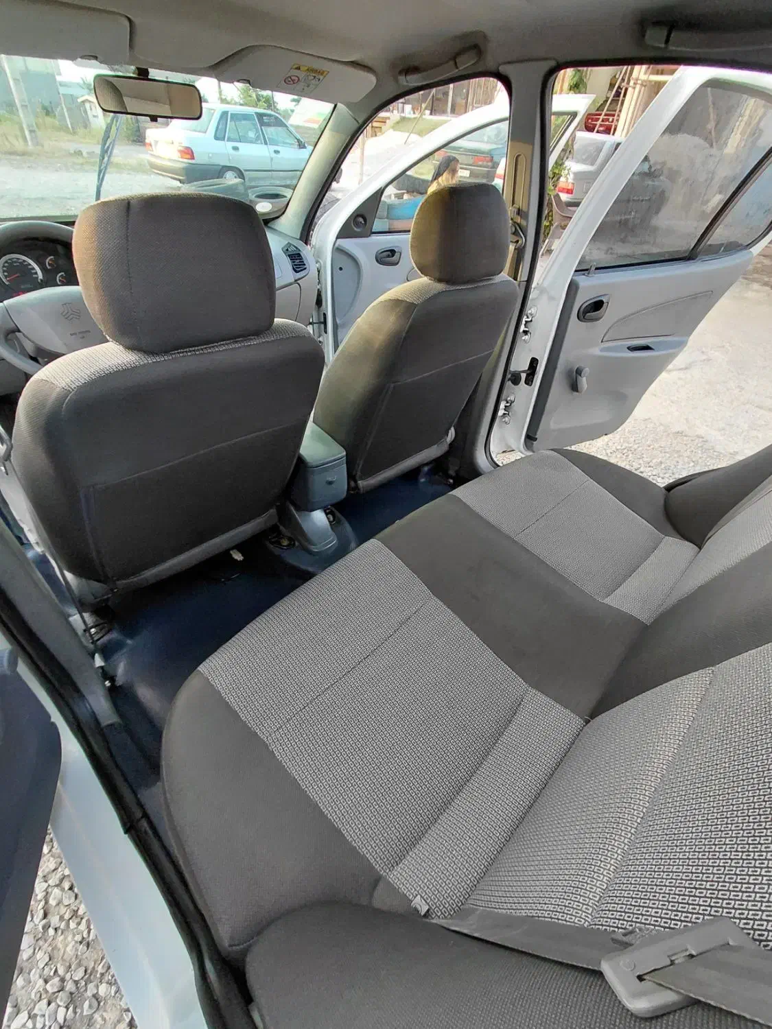 تیبا ۱ مدل ۹۸|خودرو سواری و وانت|رضوانشهر, |دیوار