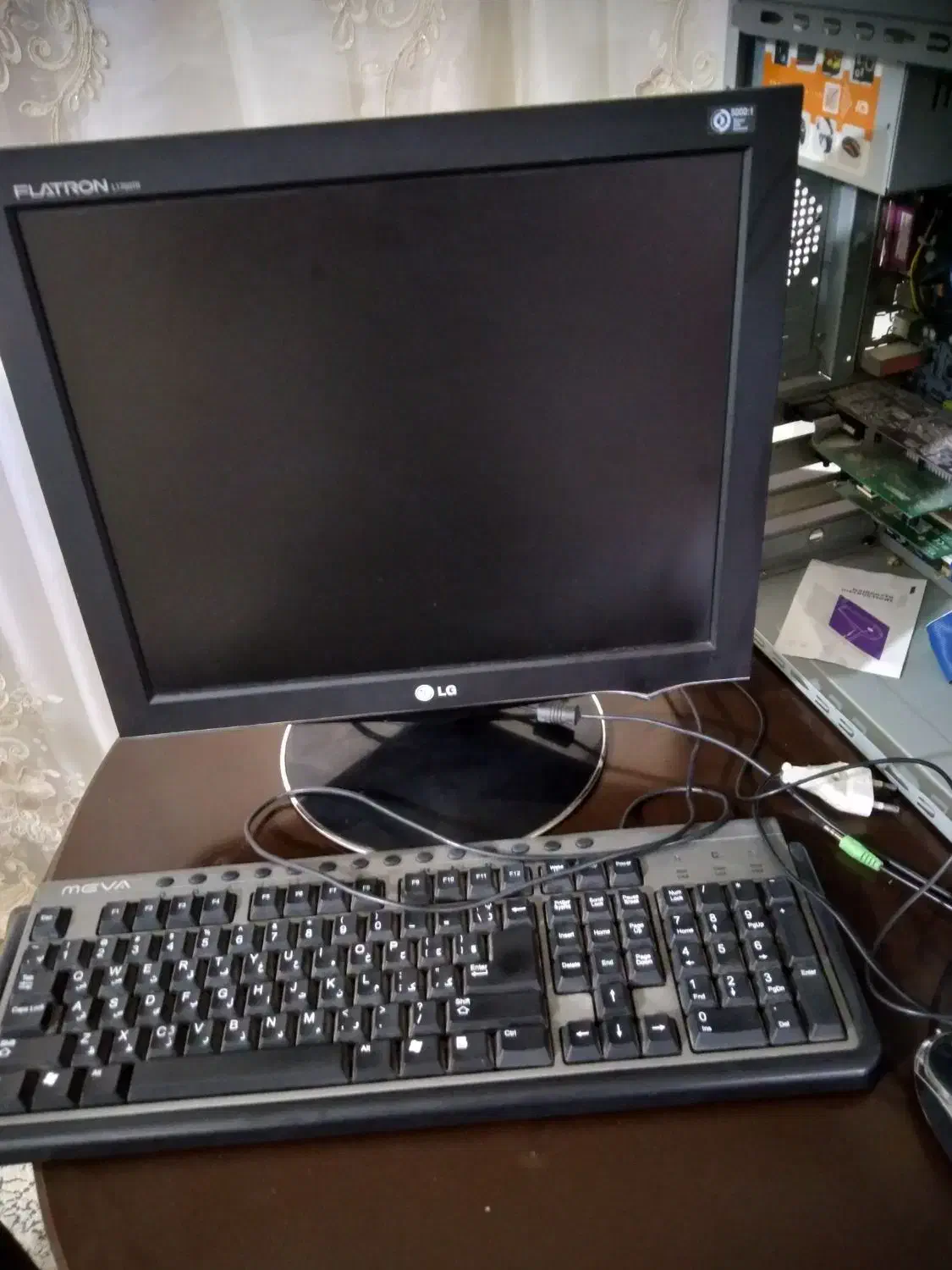 کامپیوتر خانگی|رایانه رومیزی|یاسوج, |دیوار