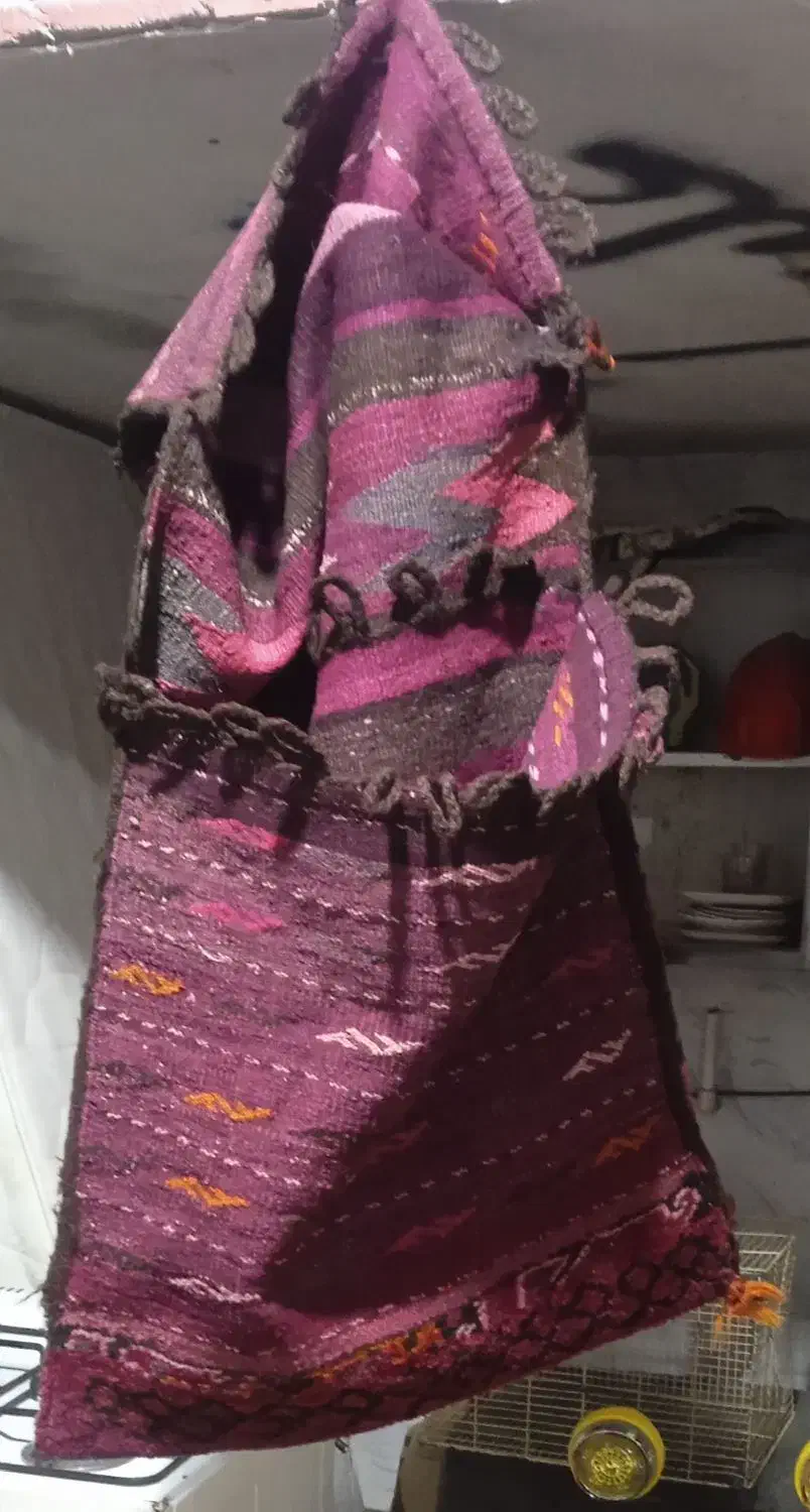 خورجین 80ساله عتیقه|کلکسیون اشیاء عتیقه|هریس, |دیوار