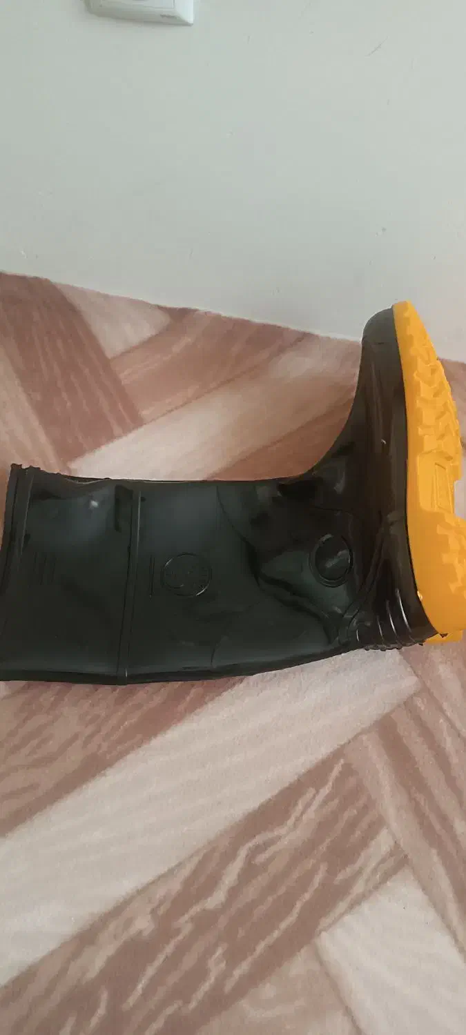 لباس  کاروچکمه کار|کیف، کفش، کمربند|زنجان, |دیوار