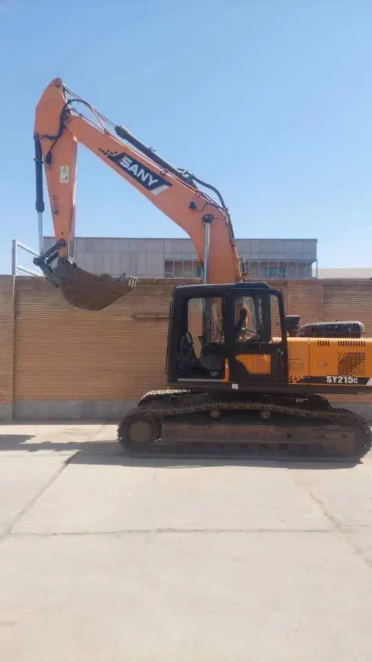 استخدام راننده بیل مکانیکی یا چنگ|استخدام صنعتی، فنی، مهندسی|بناب, |دیوار