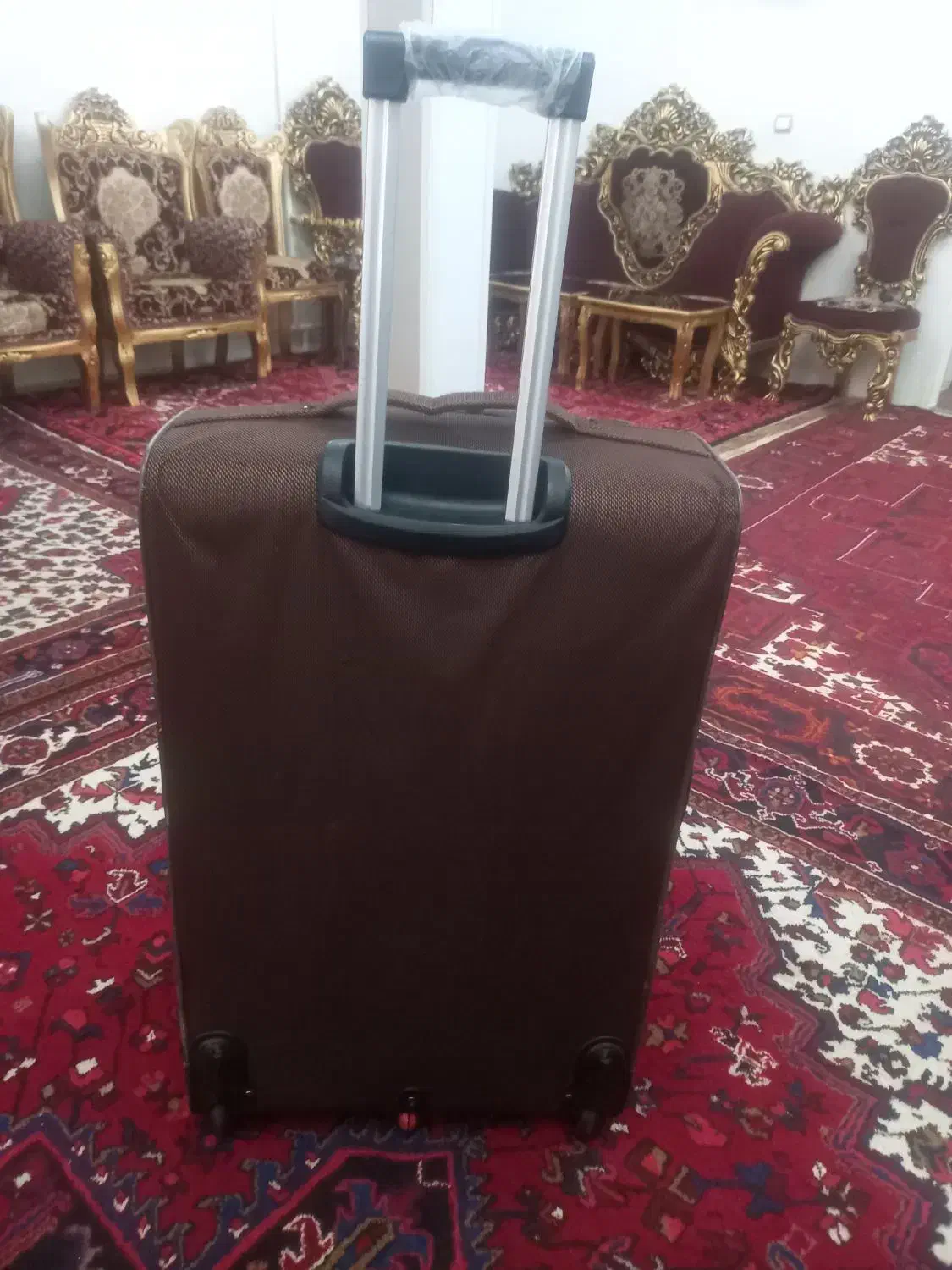 چمدان سایز بزرگ چرخ دار|کیف، کفش، کمربند|تبریز, |دیوار