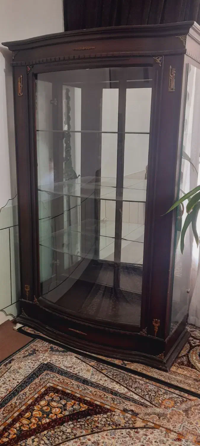 ویترین چهارطبقه|بوفه، ویترین، کنسول|فلاورجان, |دیوار