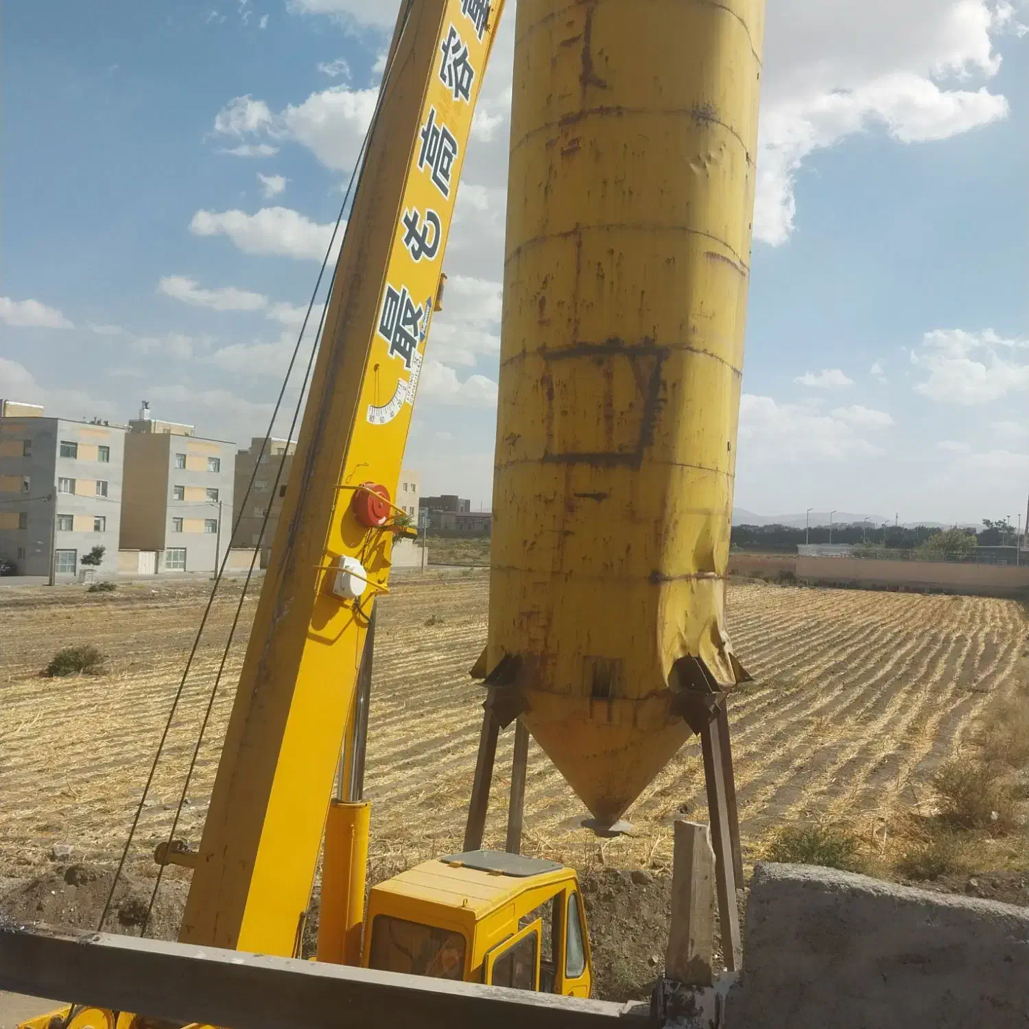 خریدوفروش تانکر مخزن منبع سیلو سیمان|عمدهفروشی|قم, قلعه صدری|دیوار