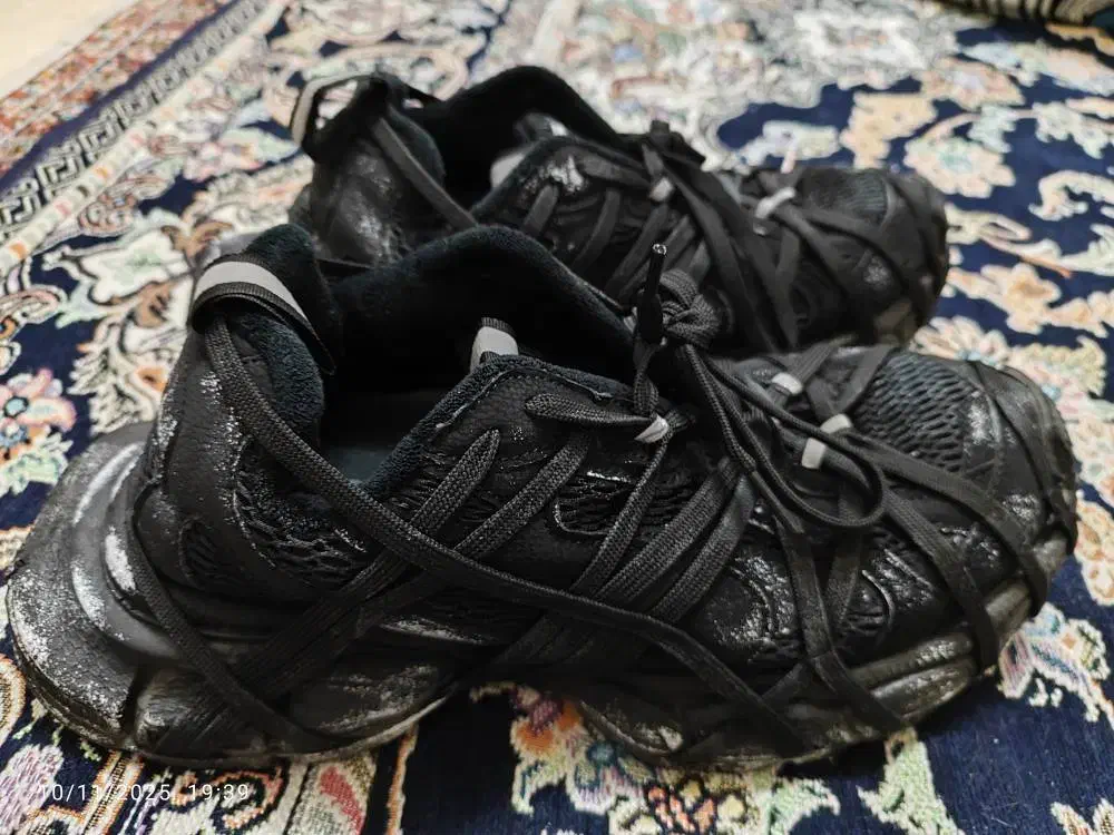 کتونی بالنسیاگا برنگ اسپایدری طوسی مشکی نو ۴۳|کیف، کفش، کمربند|تهران, سبلان (لشگر)|دیوار